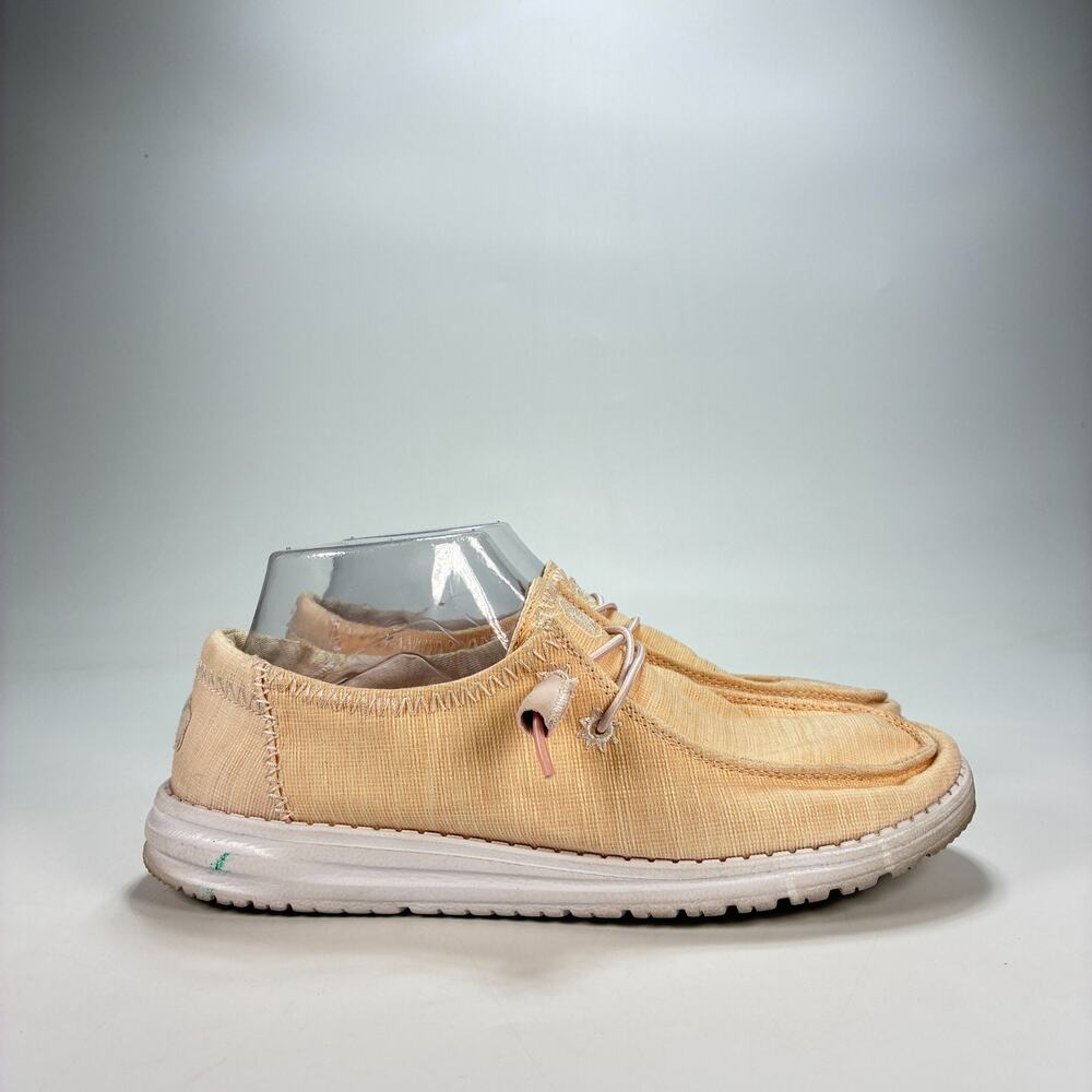 HEYDUDE Wendy Star Peach Lightweight Low Top Slip On Moccasin Shoes Women's Sz 9